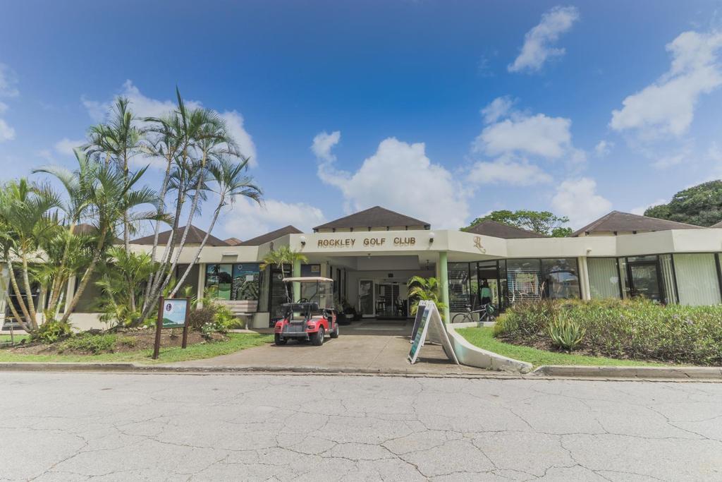 Appartamento 230 Gg Rockley Barbados Bridgetown Esterno foto